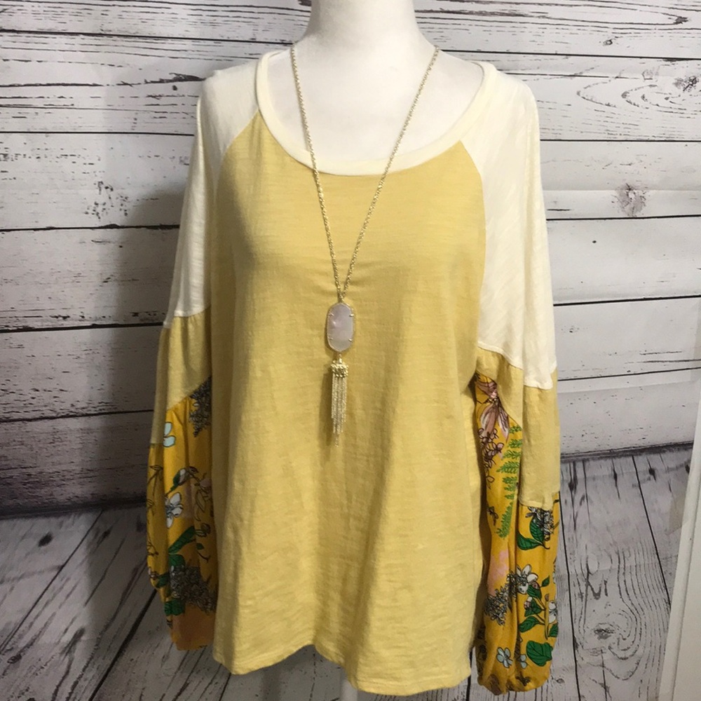 UMGEE oversized top